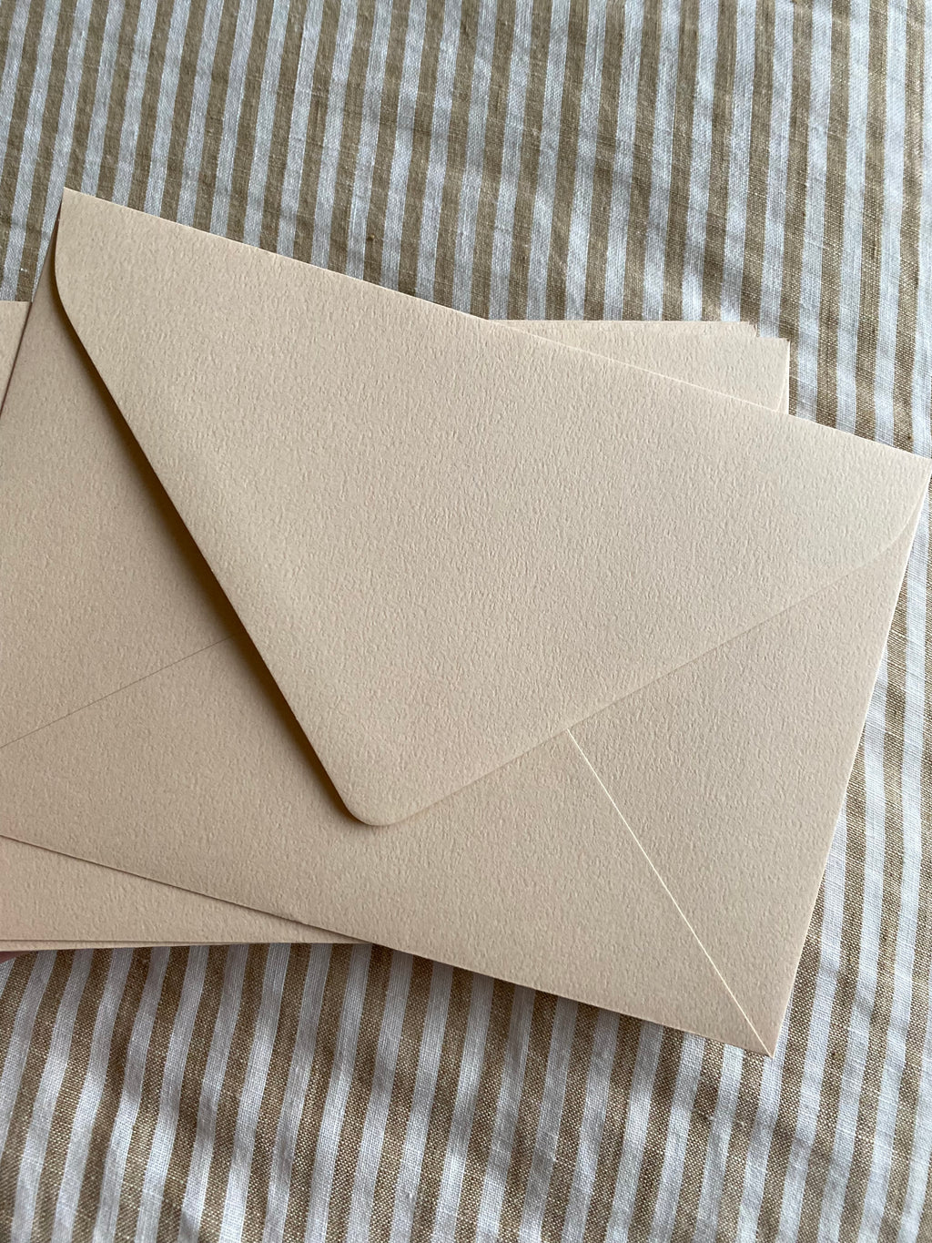 25 x Buttermilk Envelopes